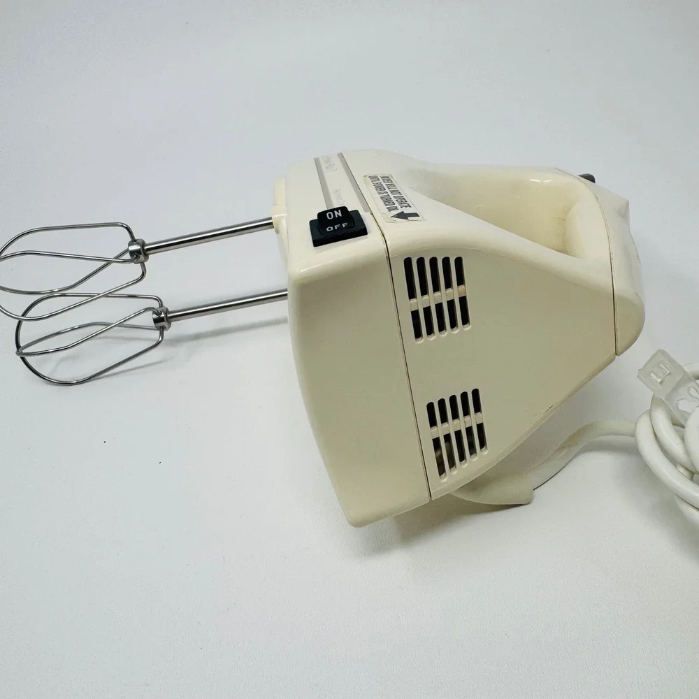 KitchenAid Ultra Power Plus 7 Hand Mixer Cream Electronic Control 7 Speed